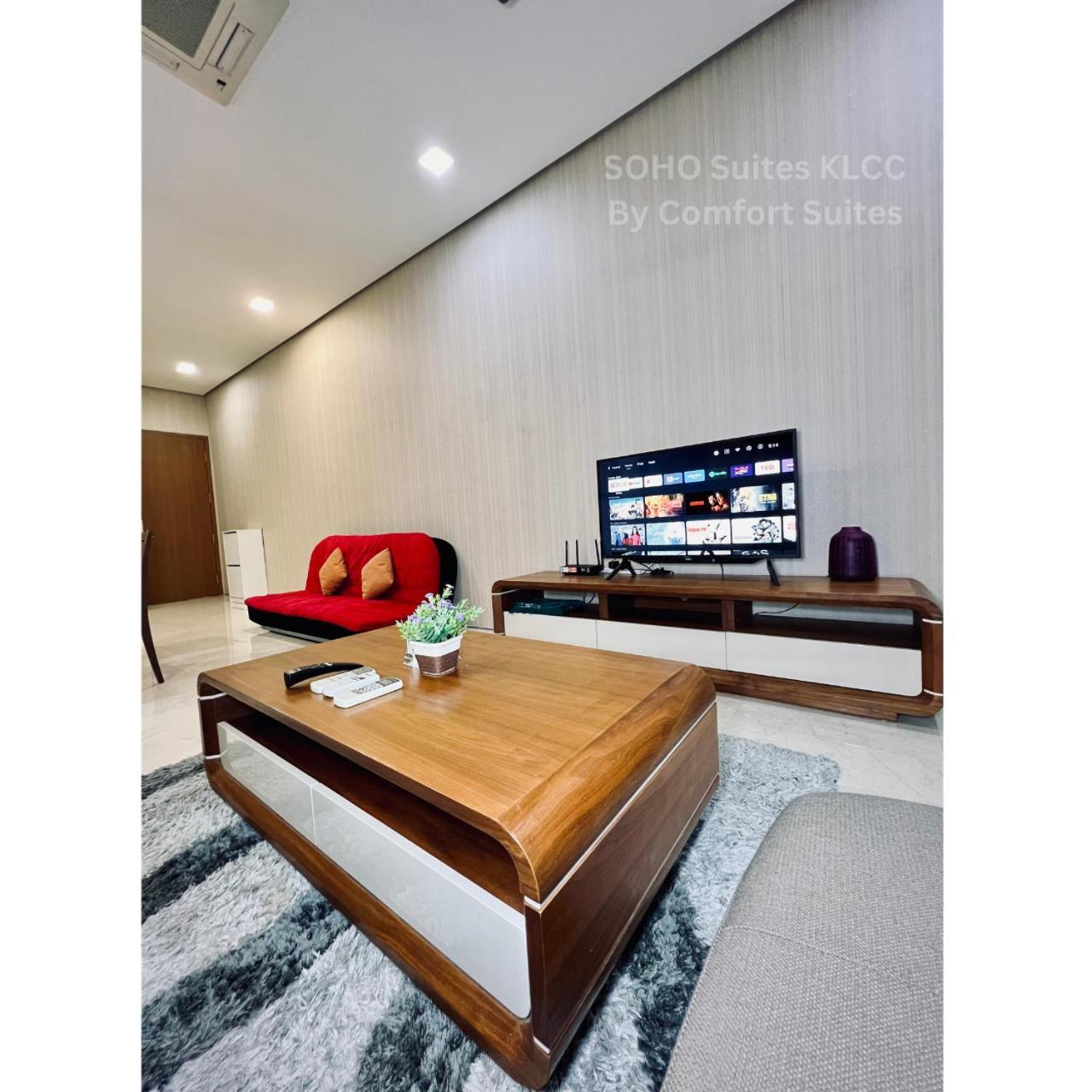 Soho Suites Klcc By Comfort Suites Kuala Lumpur Exterior foto