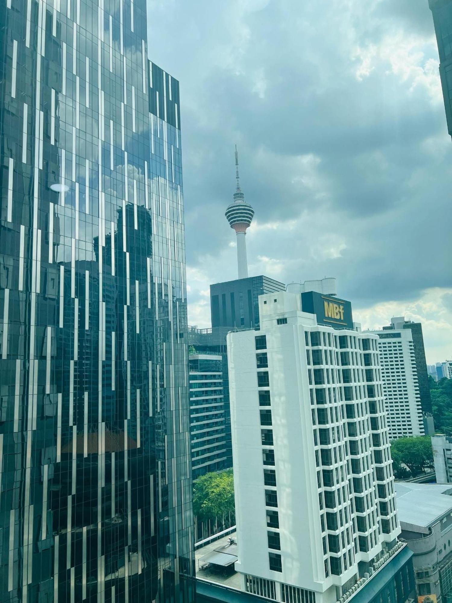 Soho Suites Klcc By Comfort Suites Kuala Lumpur Exterior foto